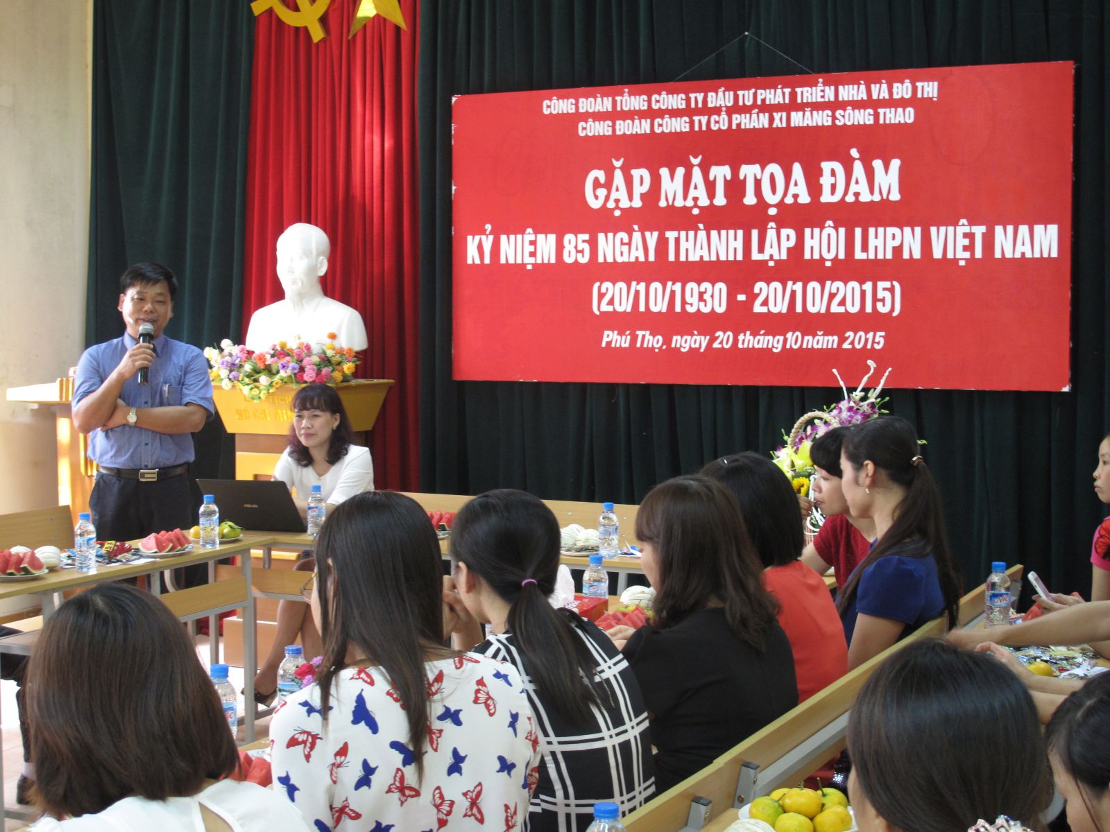 Gặp mặt tọa đàm nữ CBCNV nhân kỷ niệm 85 năm thành lập Hội LHPN Việt Nam